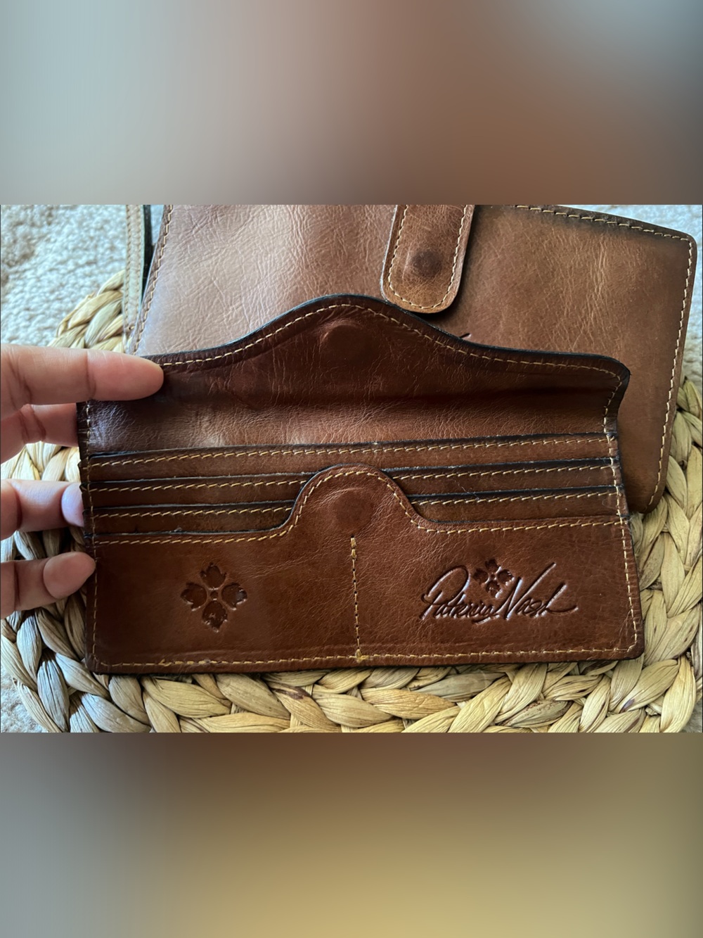 Patricia Nash Valentia Snap 2-in-1 Leather Wallet Wristlet - Picture 5 of 9
